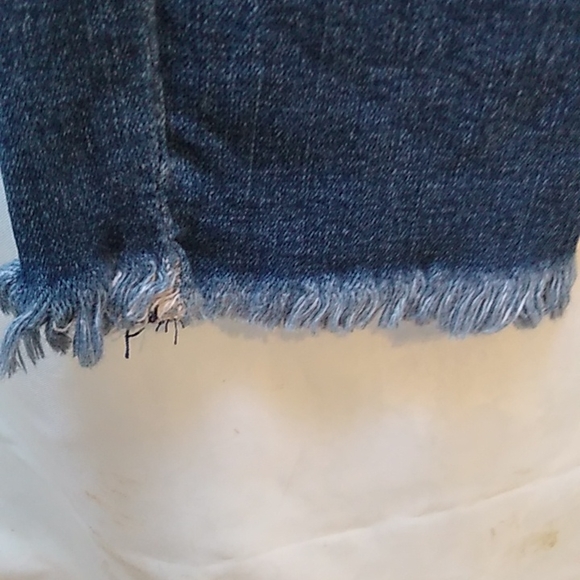 Alloy blue jeans black and white floral design - Picture 2 of 9